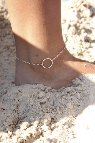 Anklet Round | At the center