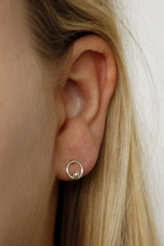 Earring Inner Dot | Simplistic beauty